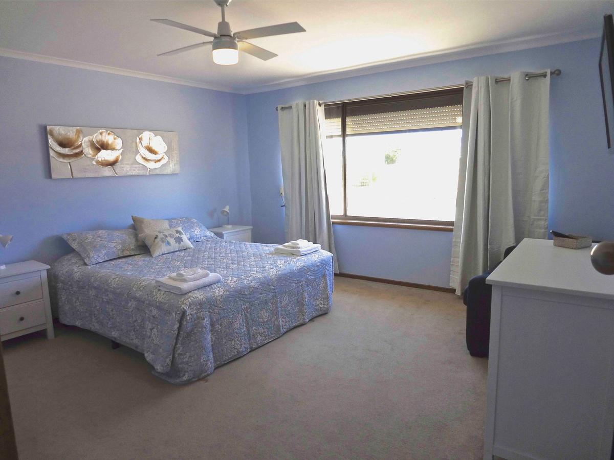 Salty Air Apartments Kingscote Kangaroo Island Exterior foto